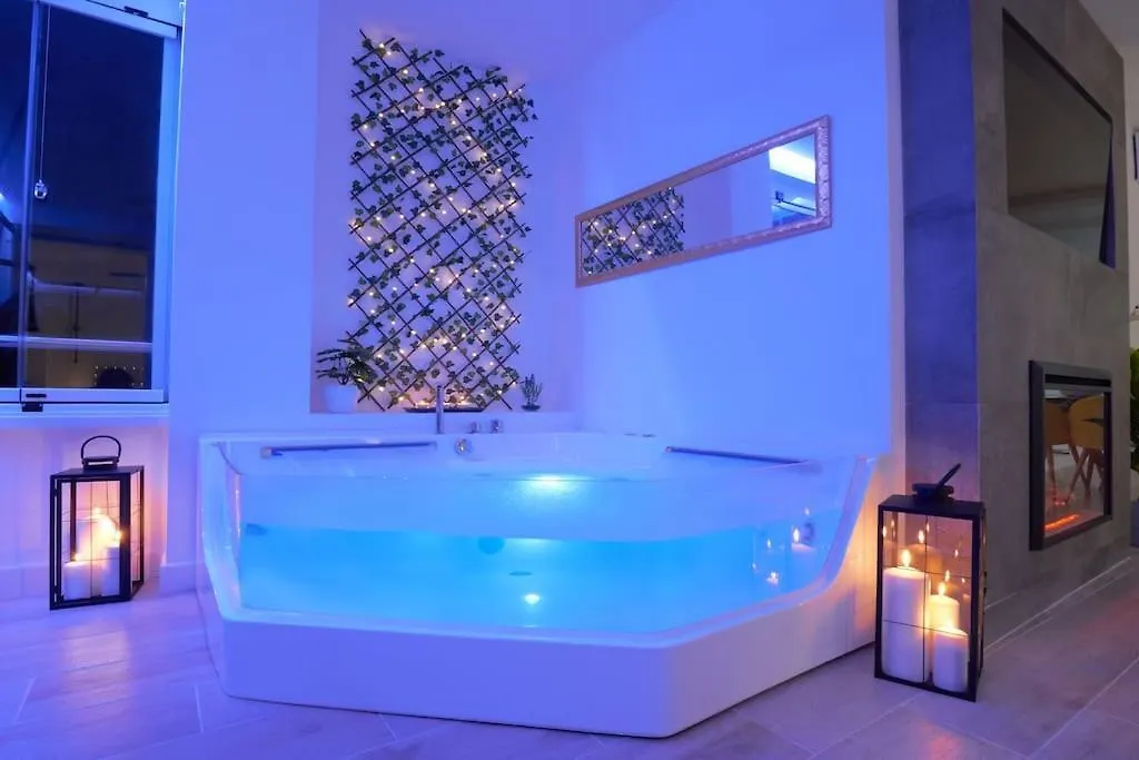 Eden Beach Apartment Torremolinos Spain